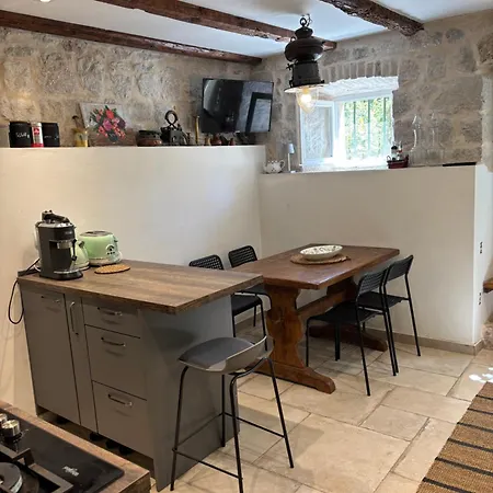 Seaside Andrija Hébergement de vacances *